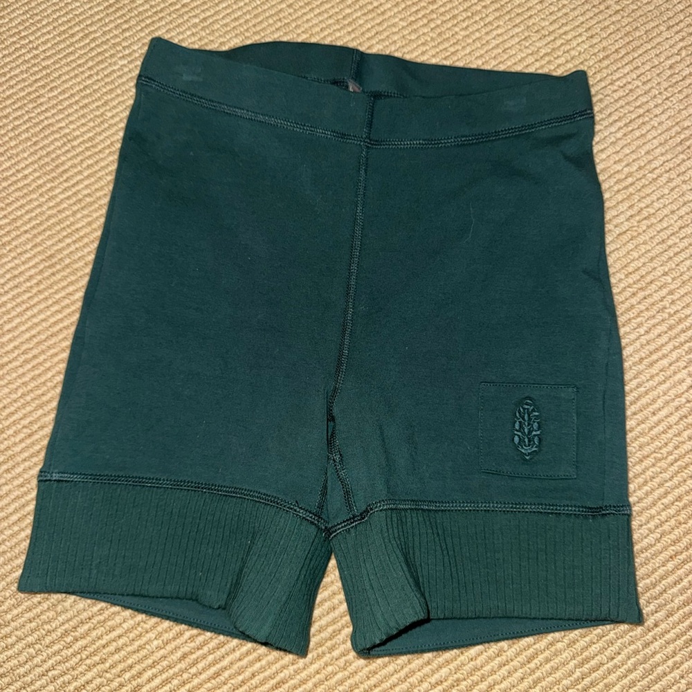 Free people movement green biker shorts / NEVER WORN